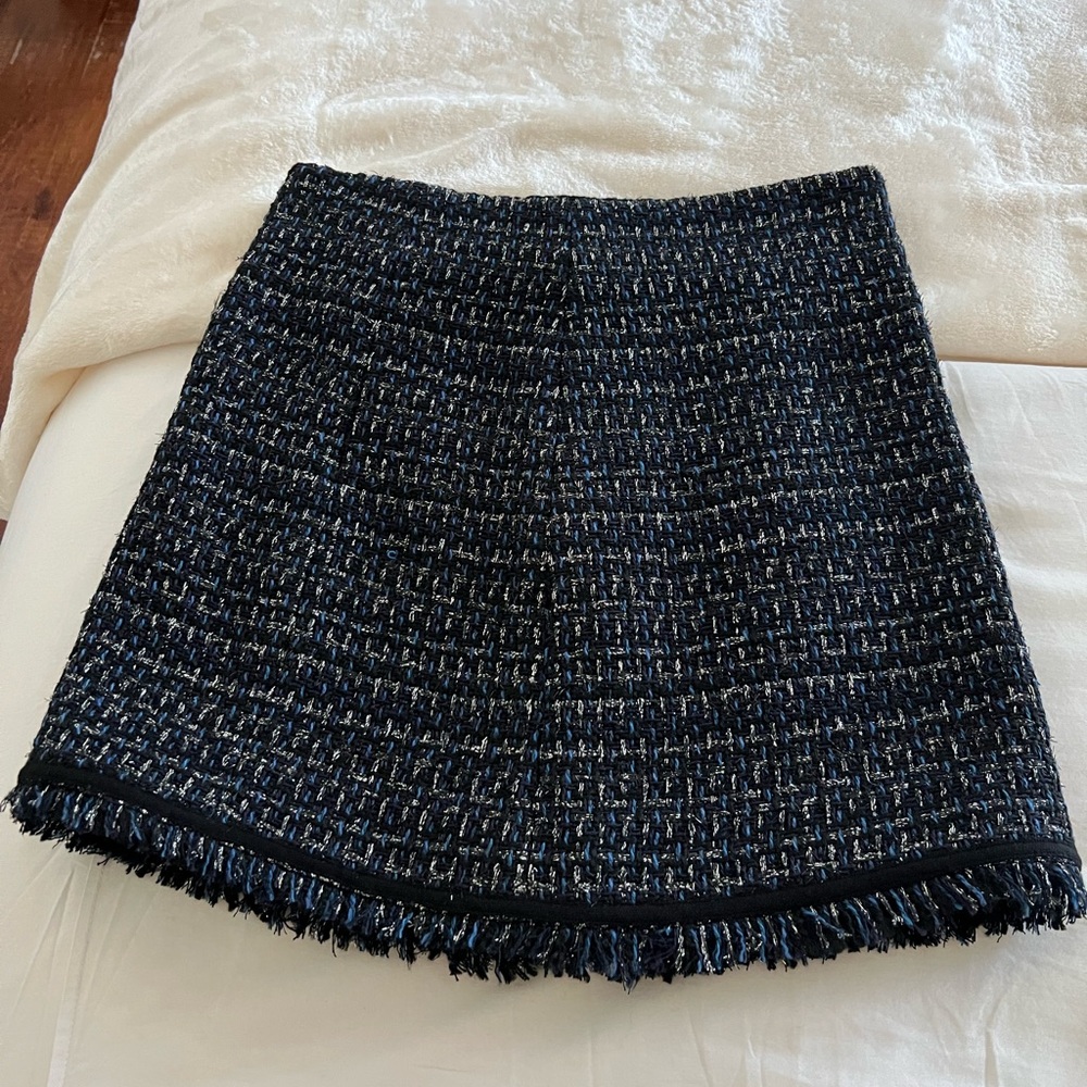 Veronica Beard Cooke Mirabelle Metallic
Lurex Tweed Skirt Size 4 - Picture 4 of 7